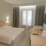 Hotel Gabbiano 4*