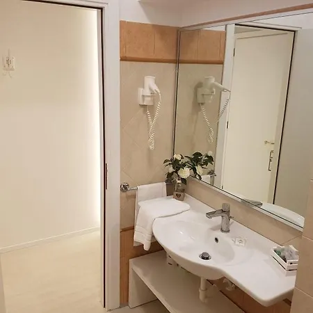 Gabbiano Beach Hotel