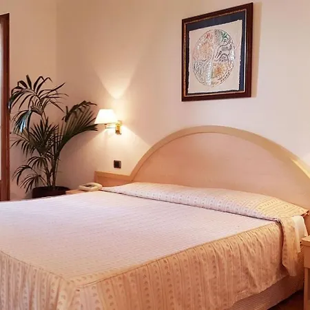 Gabbiano Beach Hotel