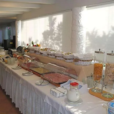 Hotel Gabbiano 4*