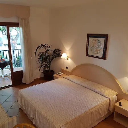 Hotel Gabbiano 4*