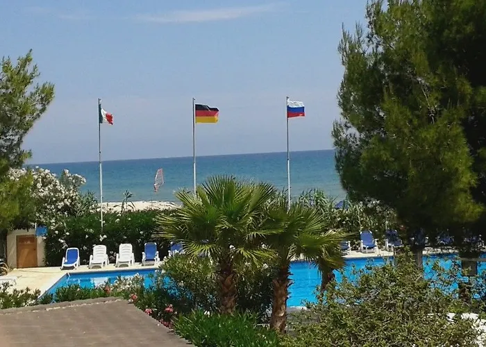 Gabbiano Beach 4*